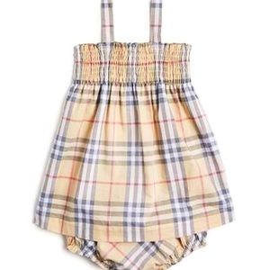 Burberry baby outfit